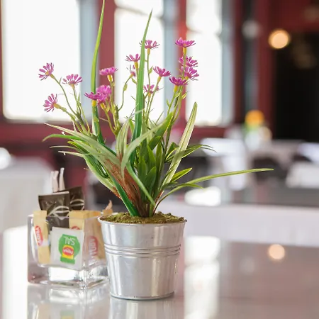 Ξενοδοχείο με διαμερίσματα Ona 3*