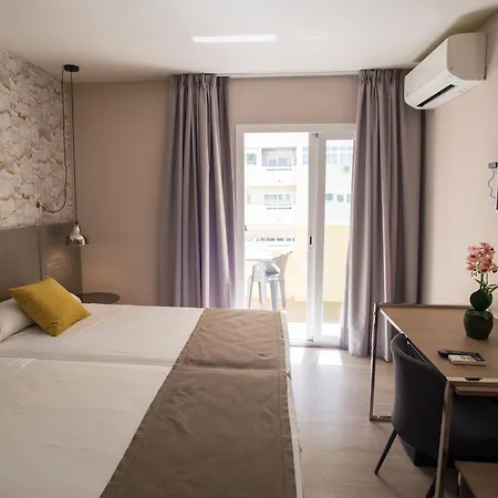 Aparthotel Ona 3*