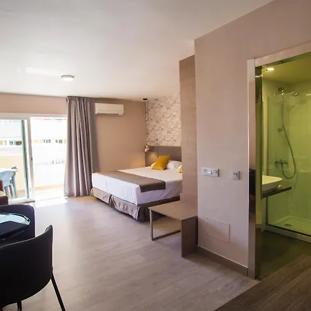 Ona Марбелья