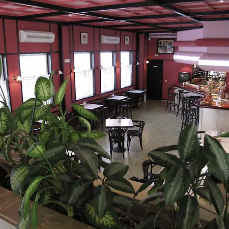 Apartmanhotel Ona 3*