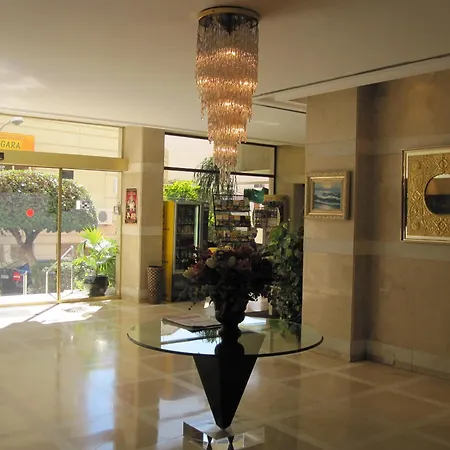 Aparthotel Ona 3*