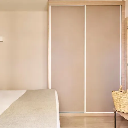 Ona Apartmanhotel 3*