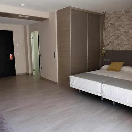 Aparthotel Ona