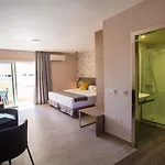 Ona Marbella