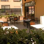 Ona Marbella